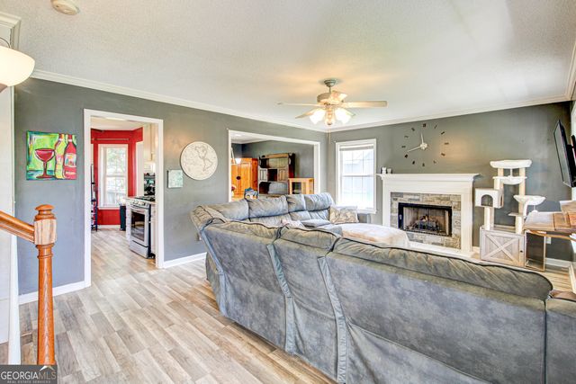 121 Chariot Drive, Griffin, GA 30224