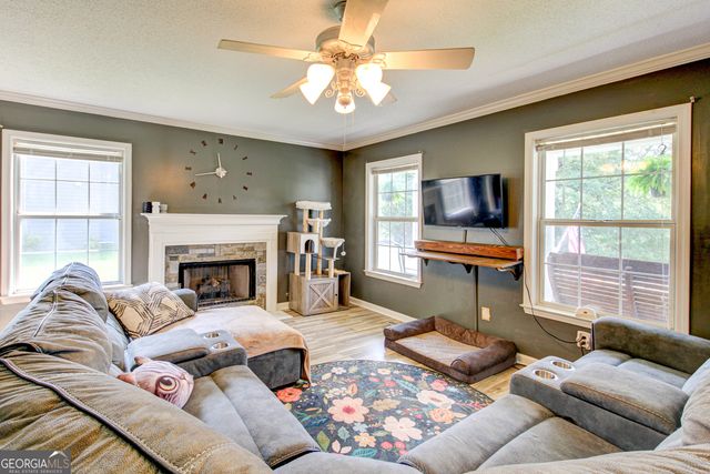121 Chariot Drive, Griffin, GA 30224