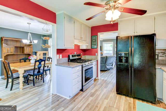 121 Chariot Drive, Griffin, GA 30224