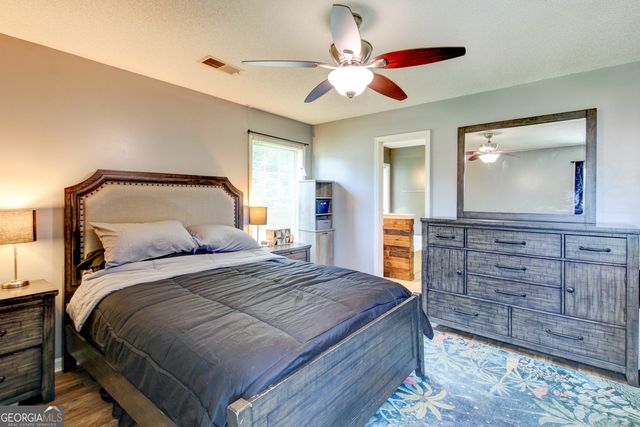 121 Chariot Drive, Griffin, GA 30224