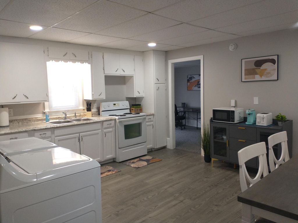 20 Temple Street, Auburn, ME 04210 — photo 5