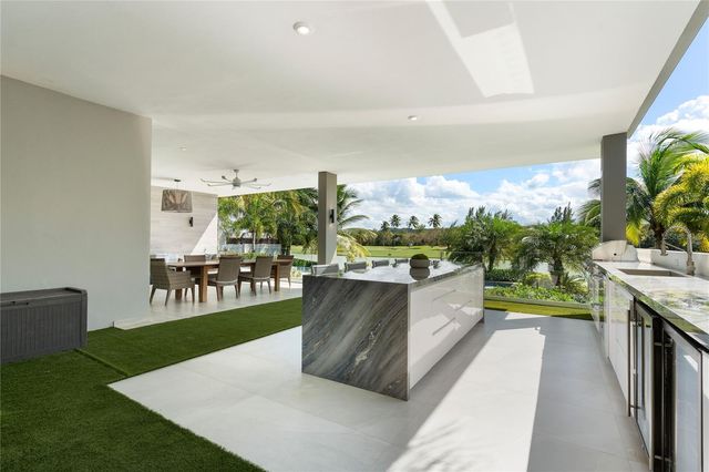 6 THE ISLES AT DORADO BEACH, Dorado, PR 00646