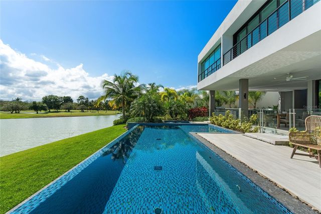 6 THE ISLES AT DORADO BEACH, Dorado, PR 00646