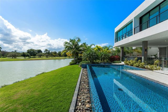 6 THE ISLES AT DORADO BEACH, Dorado, PR 00646