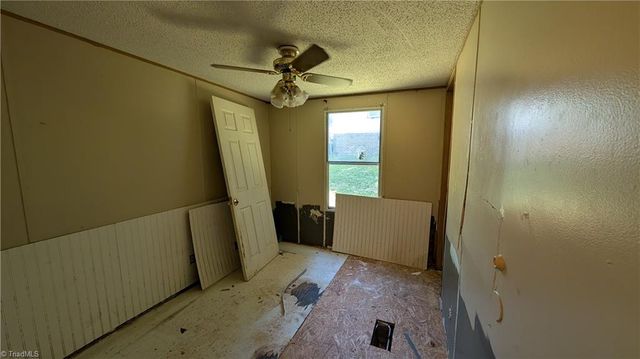 4471 Ben Lane, Walkertown, NC 27051