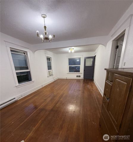 504 Dupont Avenue, Dupont, WA 98327