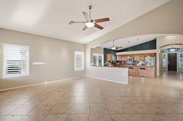 60919 Rock Ledge Loop, Tucson, AZ 85739