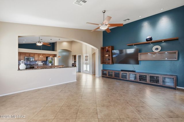 60919 Rock Ledge Loop, Tucson, AZ 85739