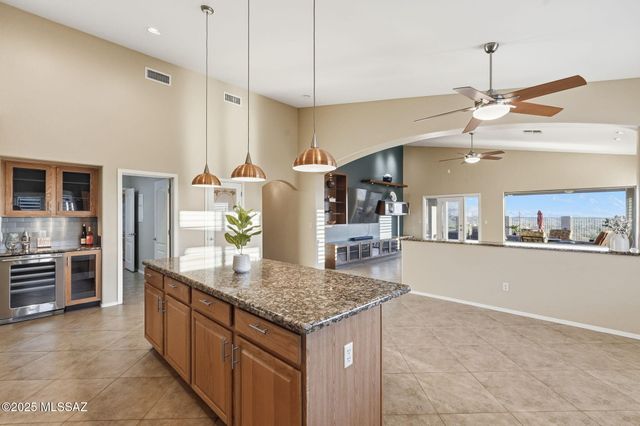 60919 Rock Ledge Loop, Tucson, AZ 85739