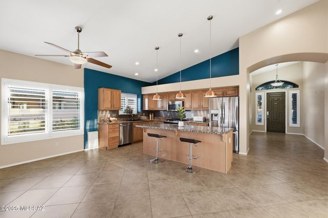 60919 Rock Ledge Loop, Tucson, AZ 85739