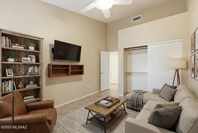 60919 Rock Ledge Loop, Tucson, AZ 85739