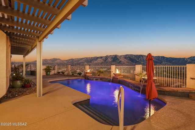 60919 Rock Ledge Loop, Tucson, AZ 85739