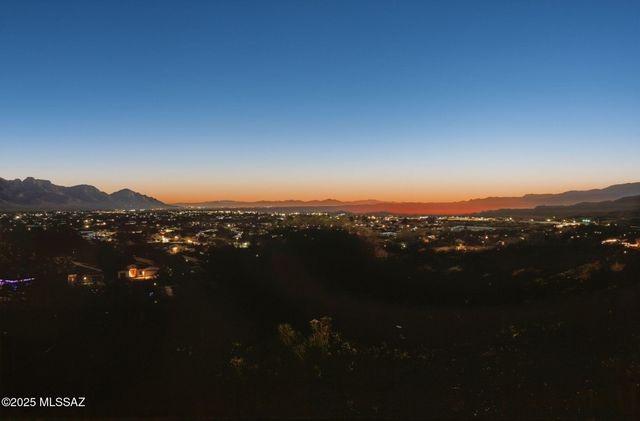 60919 Rock Ledge Loop, Tucson, AZ 85739