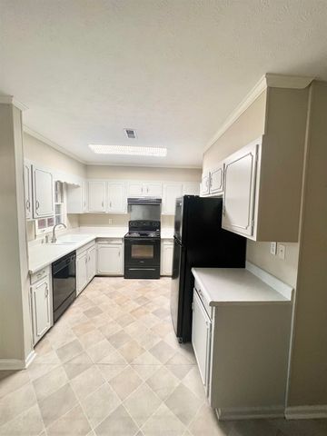 300 Springdale Drive, Lagrange, GA 30240