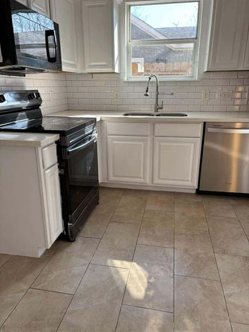 7916 Comal Street, Houston, TX 77051