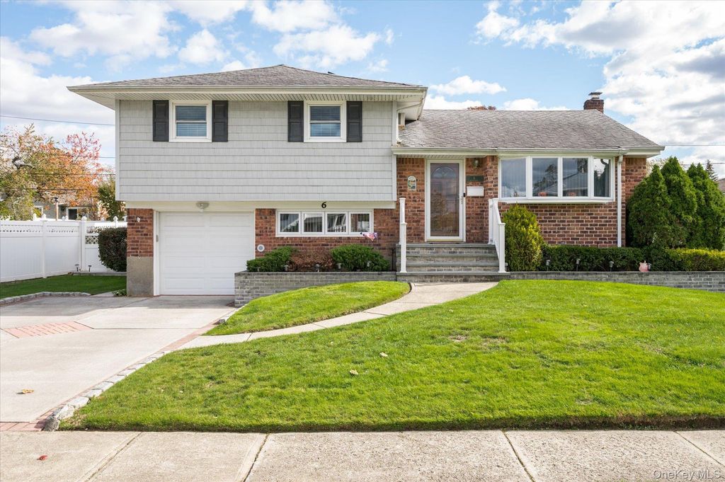 6 David Drive, Farmingdale, NY 11735
