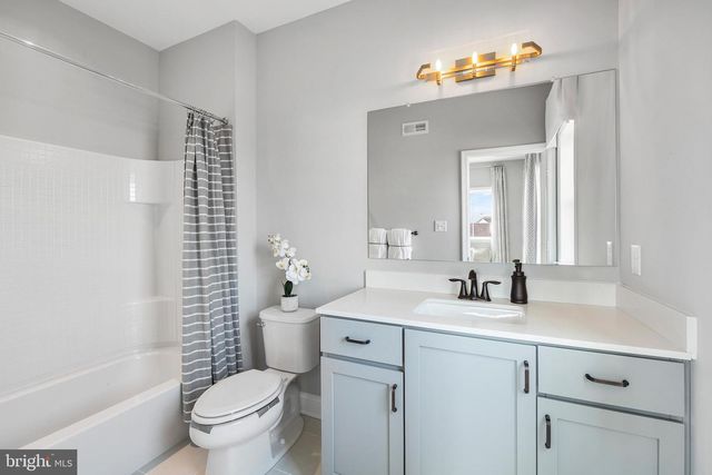 1205 N OLMSTED PKWY, Middletown, DE 19709