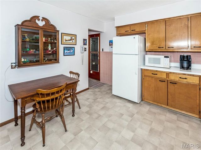 300 Dana Drive, Collinsville, IL 62234