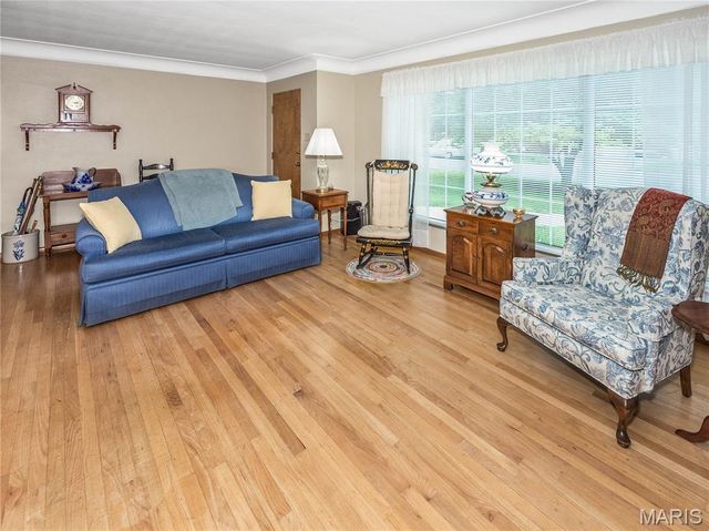 300 Dana Drive, Collinsville, IL 62234