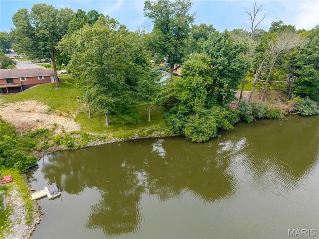 300 Dana Drive, Collinsville, IL 62234