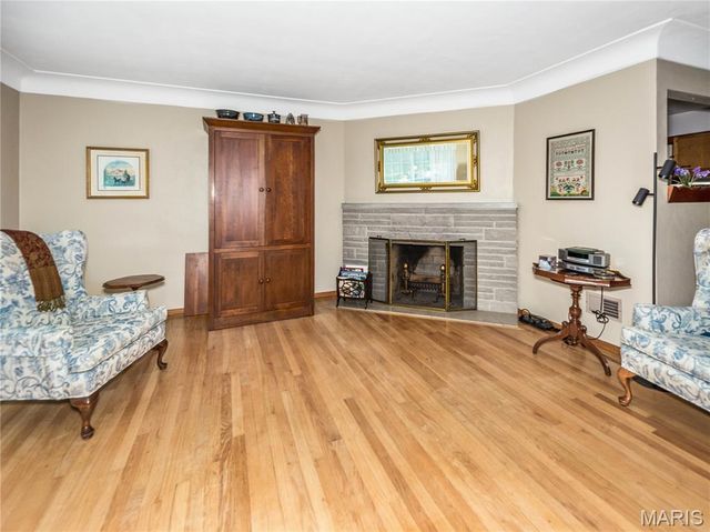 300 Dana Drive, Collinsville, IL 62234