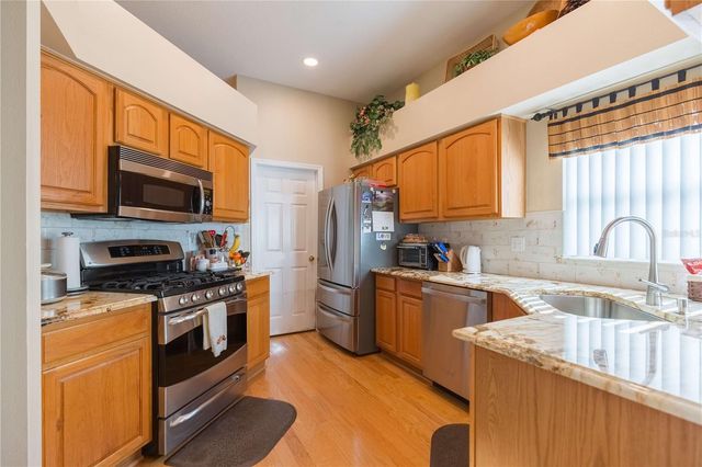 17746 NATHANS DRIVE, Tampa, FL 33647