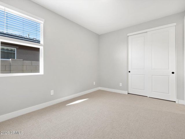 325 W ROCK NEEDLE Trail, Apache Junction, AZ 85120