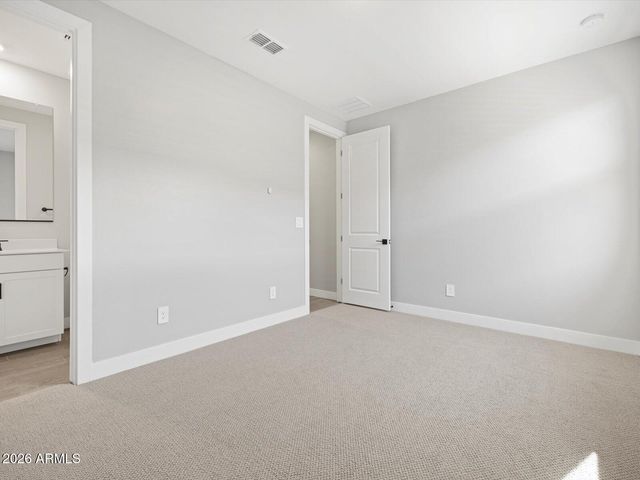 325 W ROCK NEEDLE Trail, Apache Junction, AZ 85120