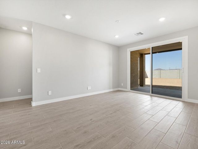 325 W ROCK NEEDLE Trail, Apache Junction, AZ 85120