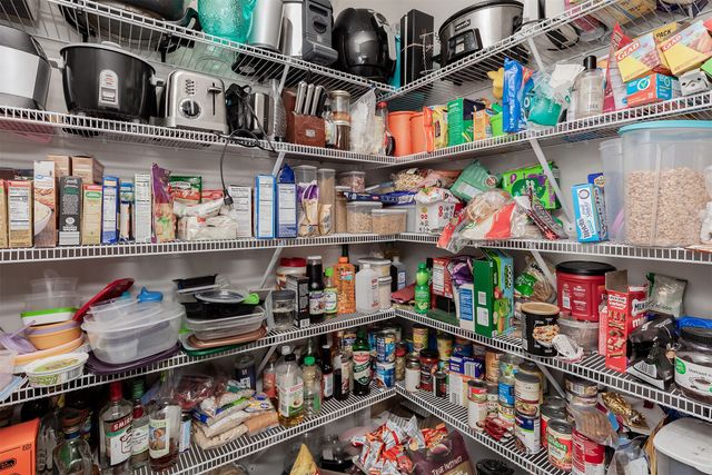3001 NW Countrywood Lane, Ankeny, IA 50023