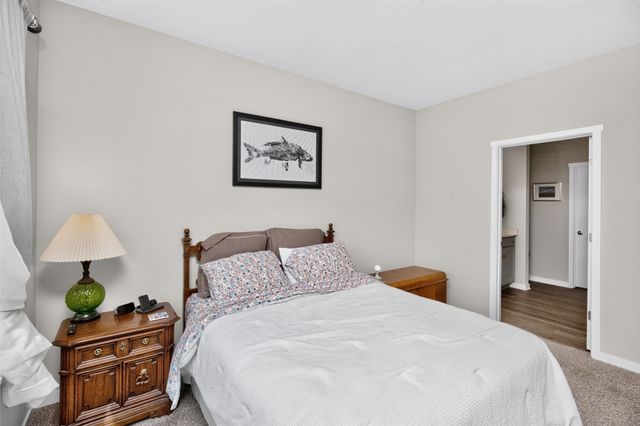 3001 NW Countrywood Lane, Ankeny, IA 50023
