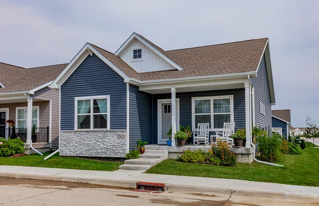 3001 NW Countrywood Lane, Ankeny, IA 50023
