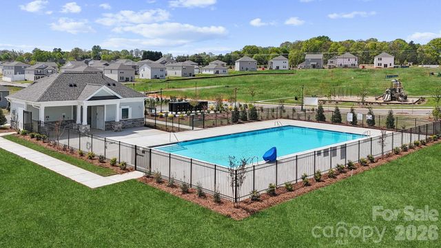 819 Olde England Drive, Lincolnton, NC 28092