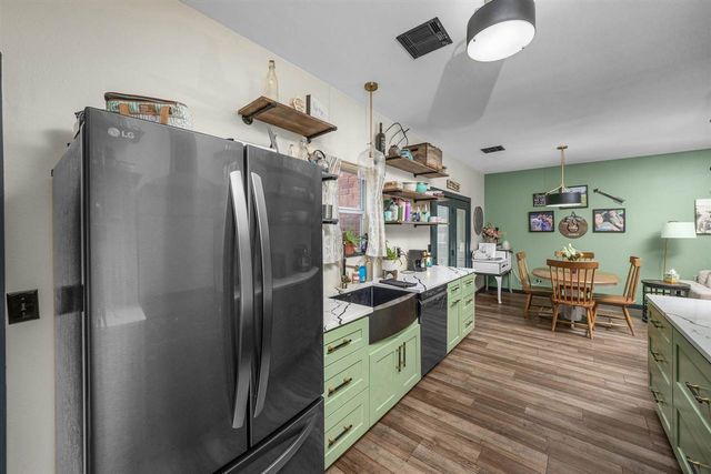 4009 SW Hickory Ln., Lawton, OK 73505