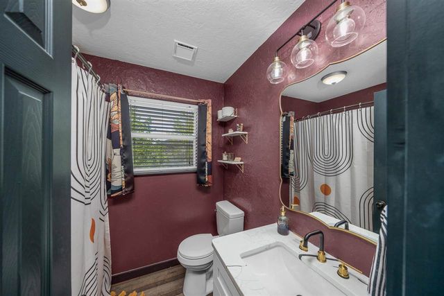 4009 SW Hickory Ln., Lawton, OK 73505