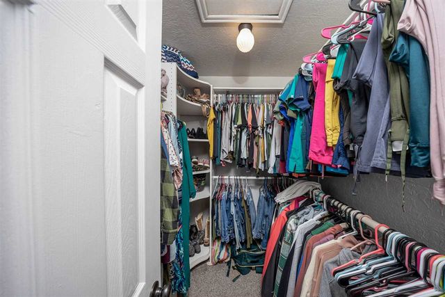 4009 SW Hickory Ln., Lawton, OK 73505