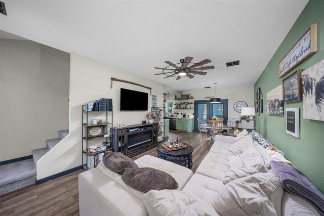 4009 SW Hickory Ln., Lawton, OK 73505