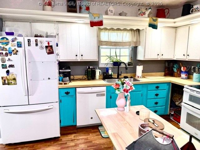 263 Spruce Lane, Poca, WV 25159