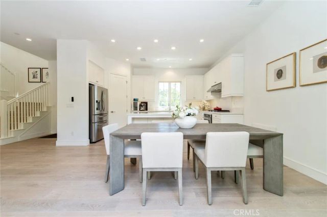 154 Winnett, Irvine, CA 92602