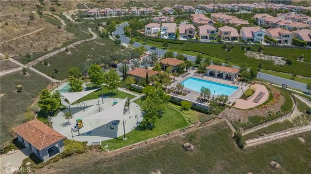 154 Winnett, Irvine, CA 92602
