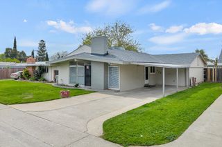 712 Inglewood Dr, West Sacramento, CA 95605