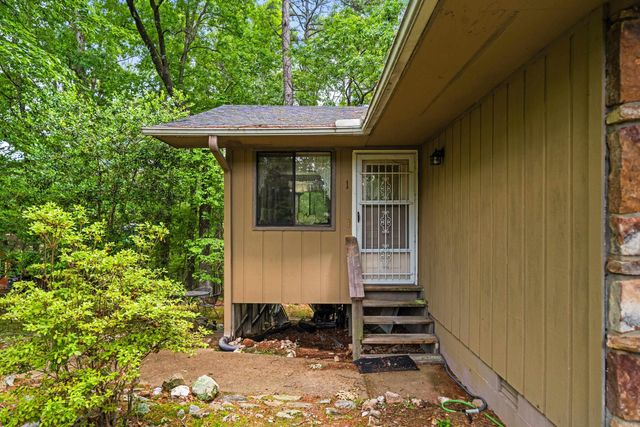 1 Vilafranca Lane, Hot Springs Village, AR 71909