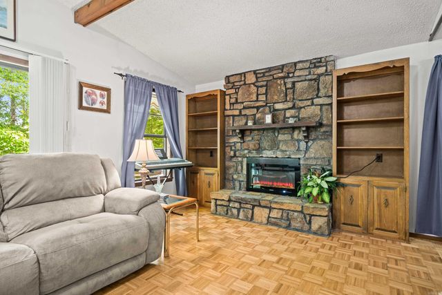 1 Vilafranca Lane, Hot Springs Village, AR 71909