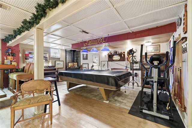 2301 W 95th Street, Leawood, KS 66206