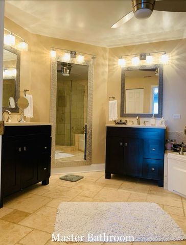 1404 Plum Court C, Mount Prospect, IL 60056