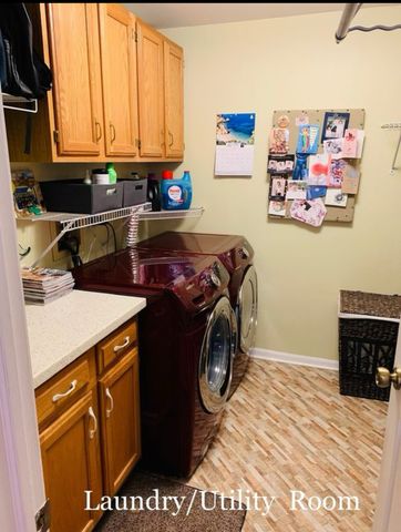 1404 Plum Court C, Mount Prospect, IL 60056