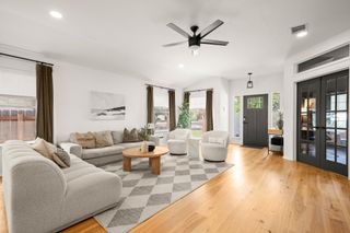 8809 Lanna Bluff LOOP, Austin, TX 78749