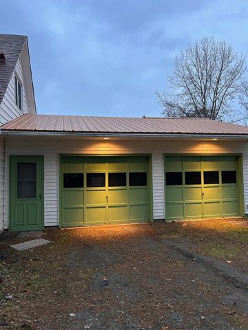 252 North Pleasant Street, Troy, VT 05859