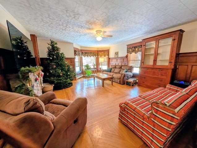 252 North Pleasant Street, Troy, VT 05859