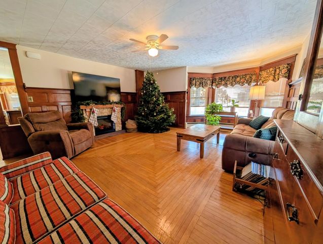 252 North Pleasant Street, Troy, VT 05859